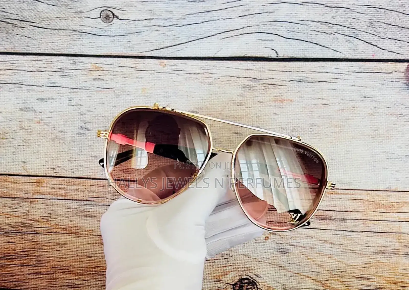 Louis Vuitton Aviator Sunglasses for Women