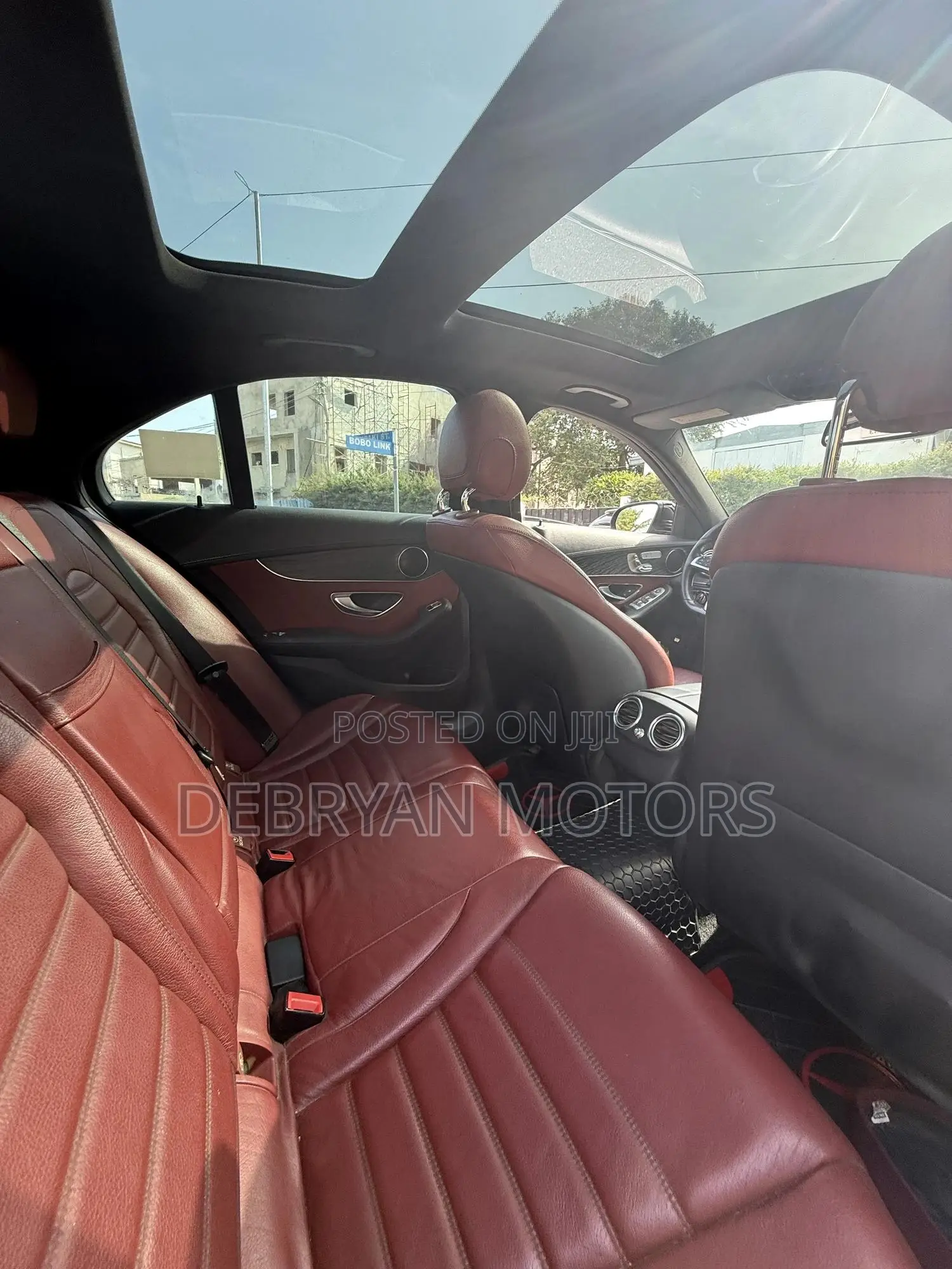 Mercedes-Benz C300 Sport 4Matic Sedan AWD (2.0L 4cyll 7A) 2016 Black