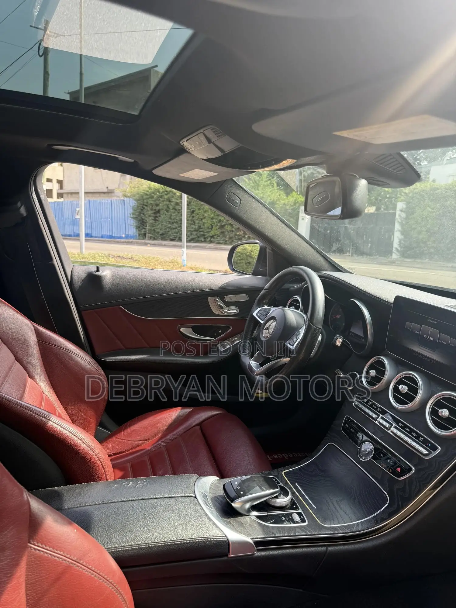 Mercedes-Benz C300 Sport 4Matic Sedan AWD (2.0L 4cyll 7A) 2016 Black