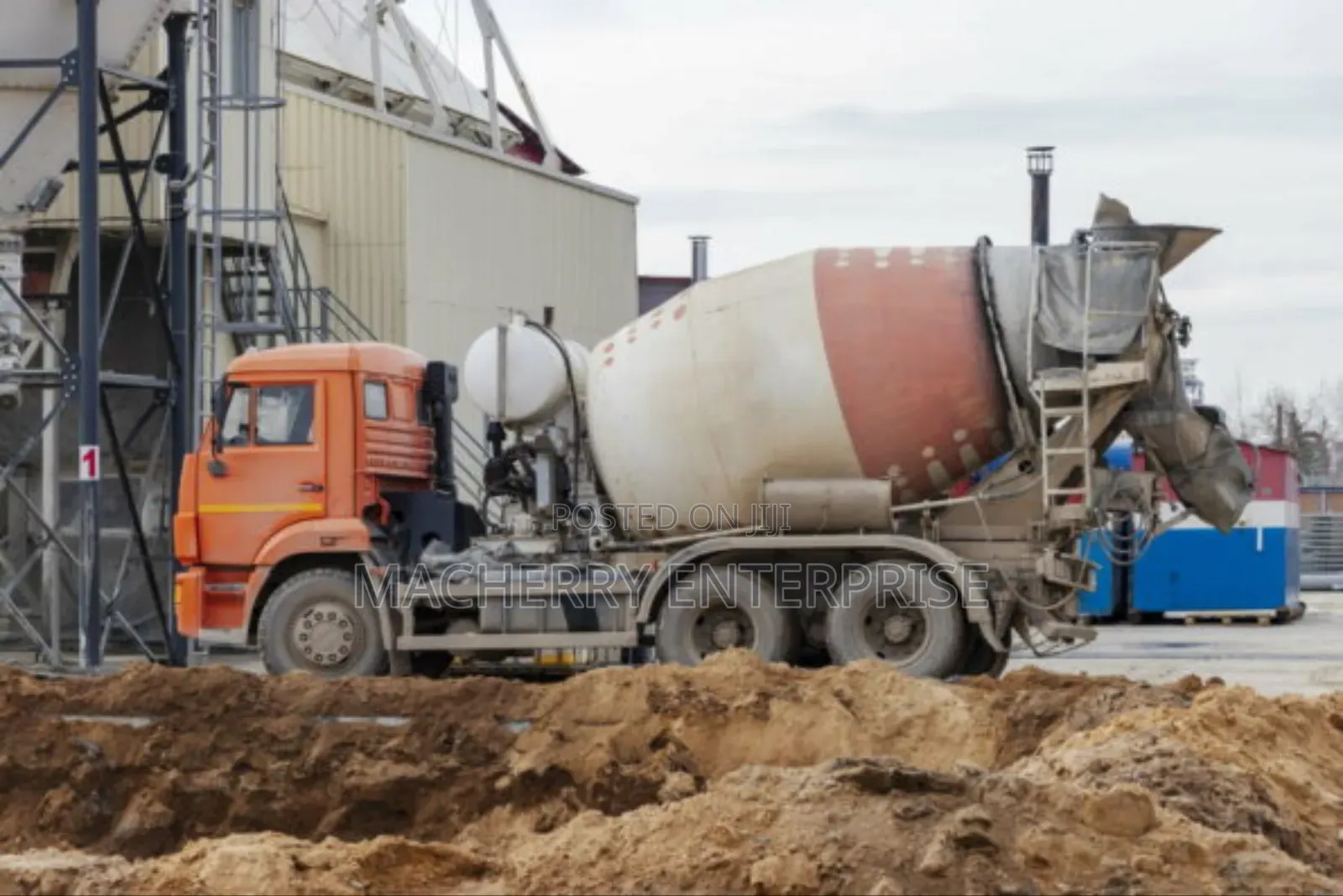 Concrete Mixture/Electric Wheelbarrow/Static Pump/Shooter for Rent