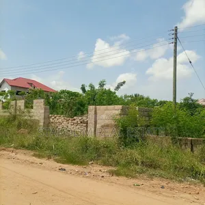 for Sale: Fenced Registered Plot in Kasoa Budumburam .