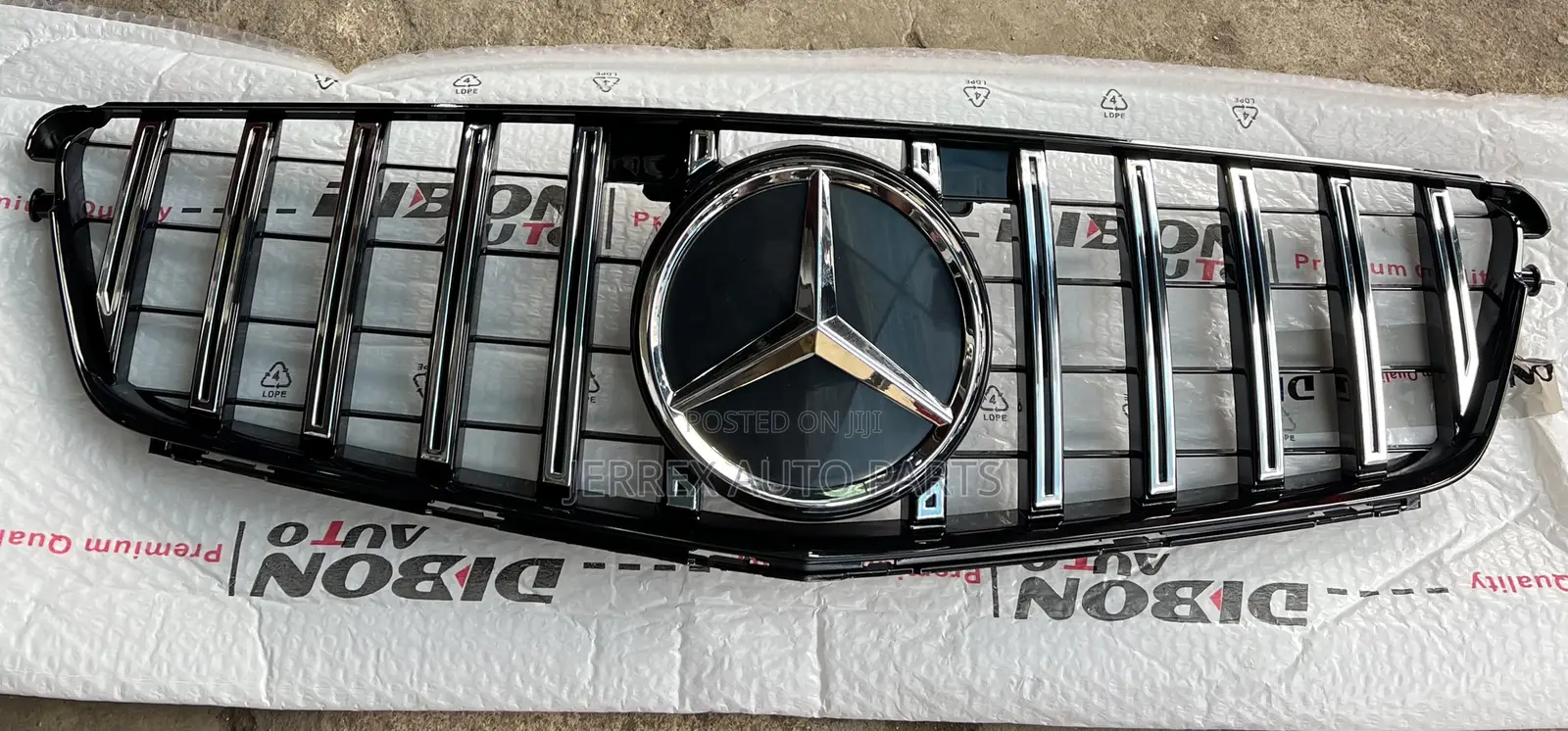 Mercedes-Benz(W204) C-Class 20o7-2014 Front Grill/Shells