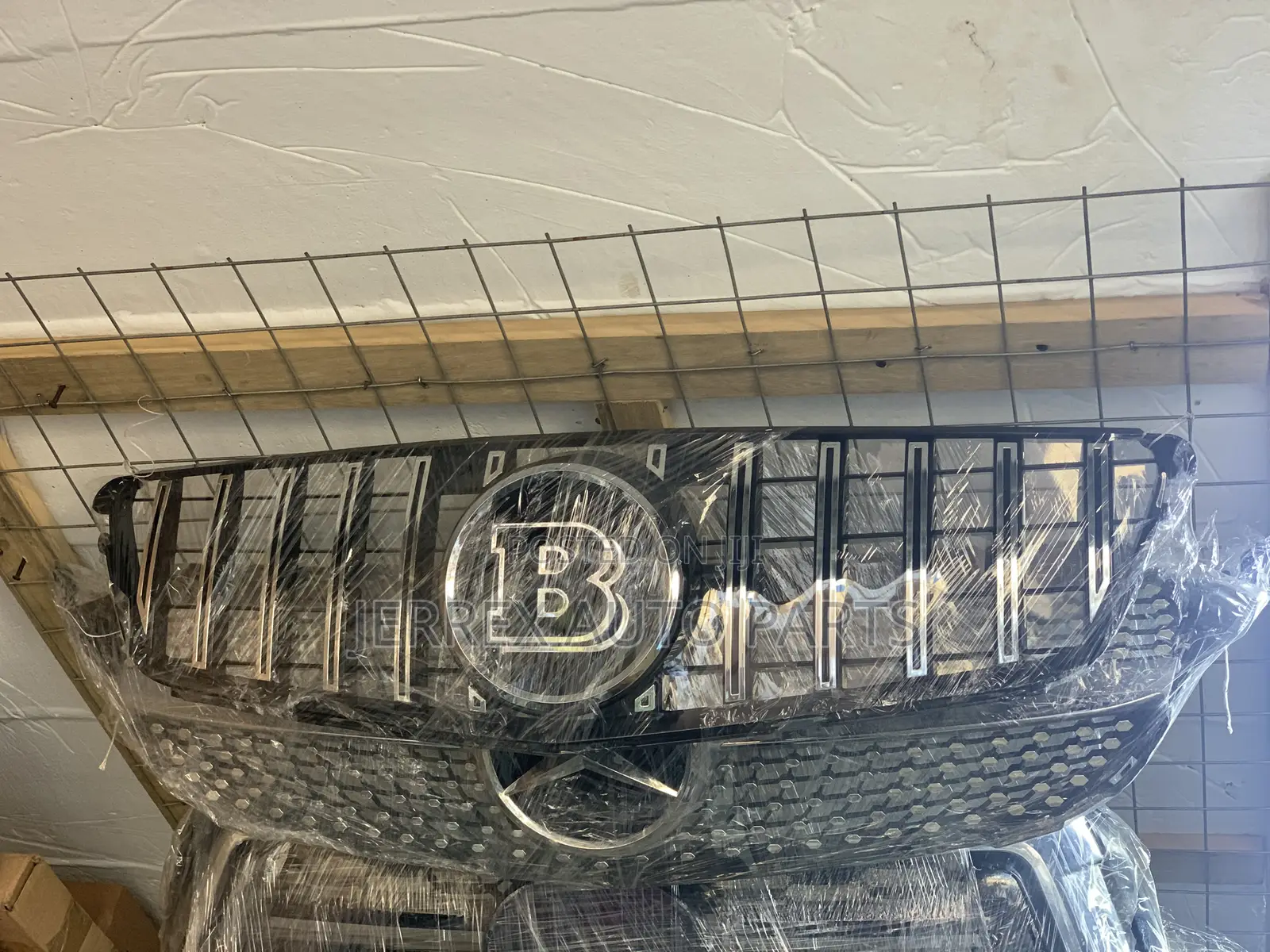 Mercedes-Benz(W204) C-Class 20o7-2014 Front Grill/Shells