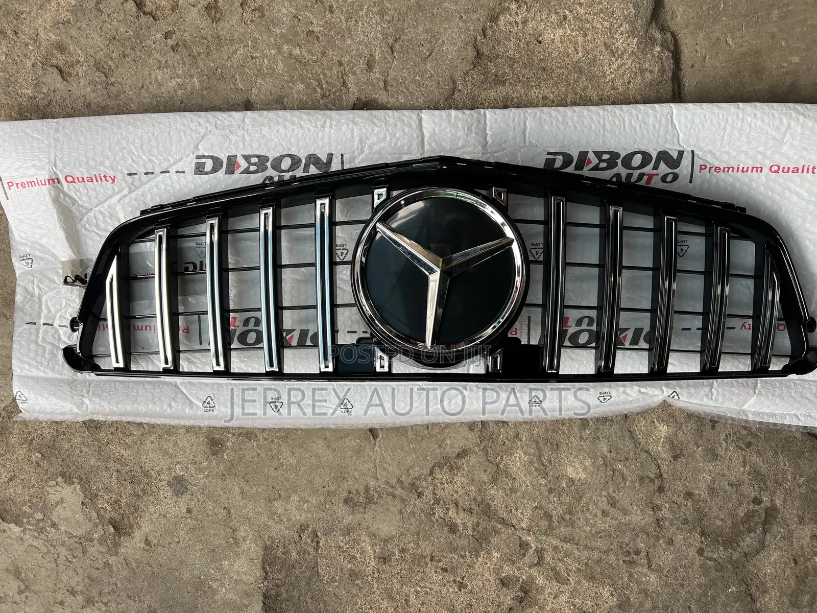 Mercedes-Benz(W204) C-Class 20o7-2014 Front Grill/Shells