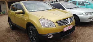 Photo - Nissan Dualis 2007 Gold