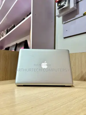 Laptop Apple MacBook Pro 2012 4GB Intel Core I5 HDD 500GB
