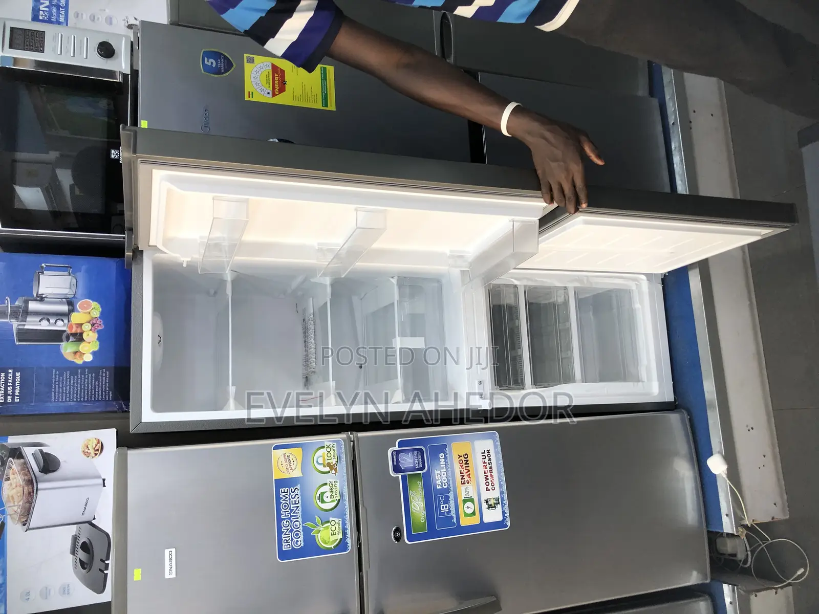 Fast Chilling Nasco Bottom Freezer Double Door 170l