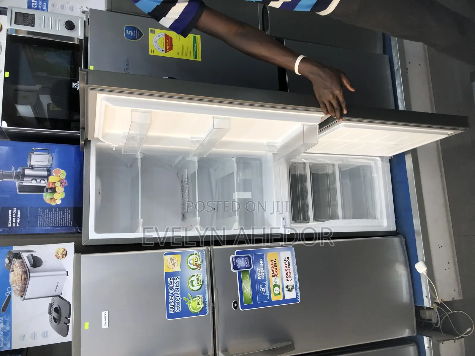 Fast Chilling Nasco Bottom Freezer Double Door 170l
