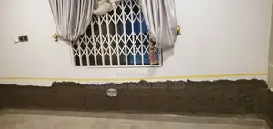 Wet/Dampened Wall Treatment