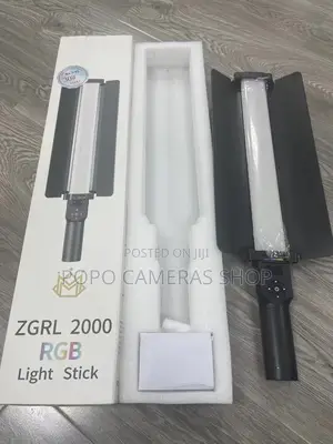 ZGRL RGB Led Stick With Barn Doors