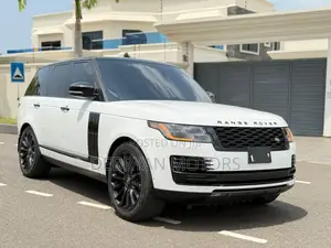 Land Rover Range Rover 3.0L V6 Turbocharged Diesel HSE Td6 2019 White