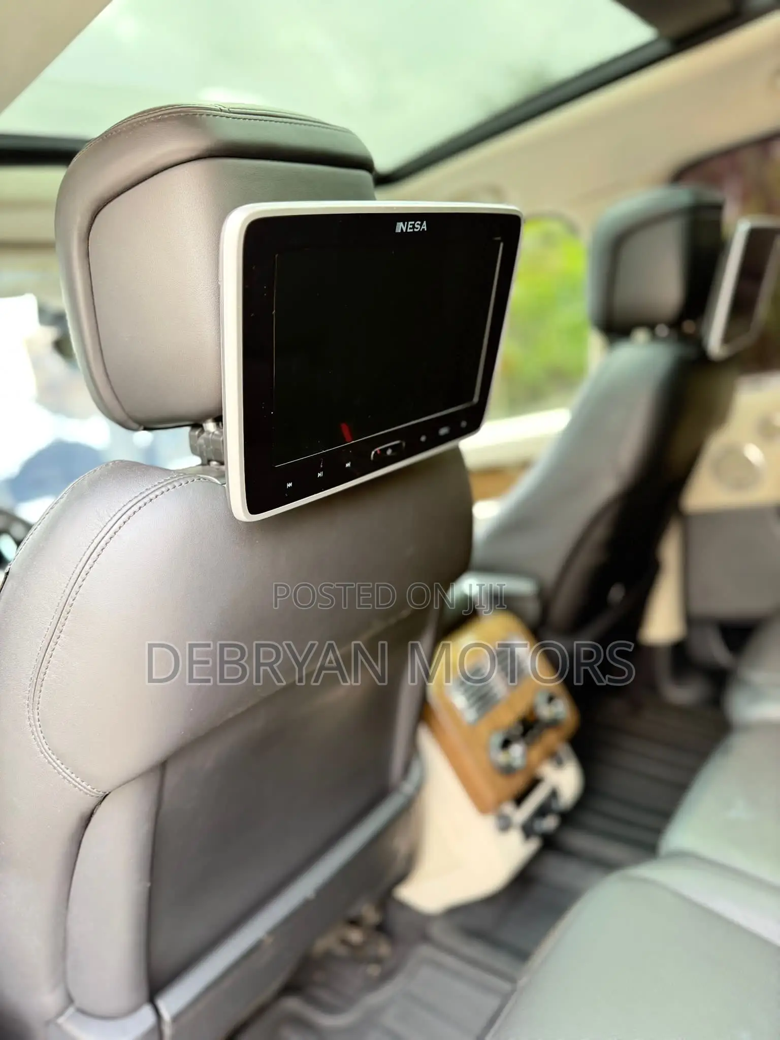 Land Rover Range Rover 3.0L V6 Turbocharged Diesel HSE Td6 2019 White