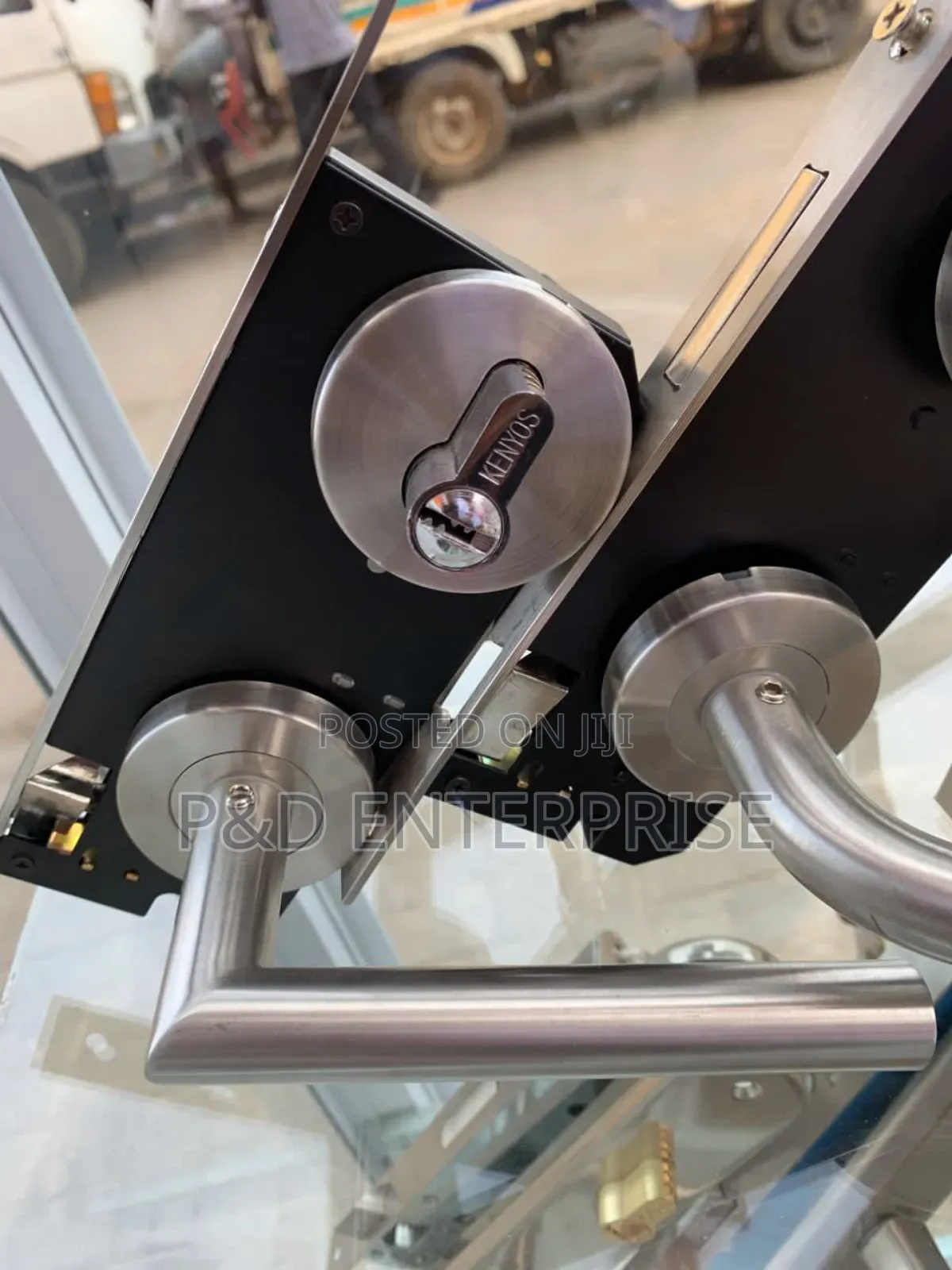 High Quality Separate Handles