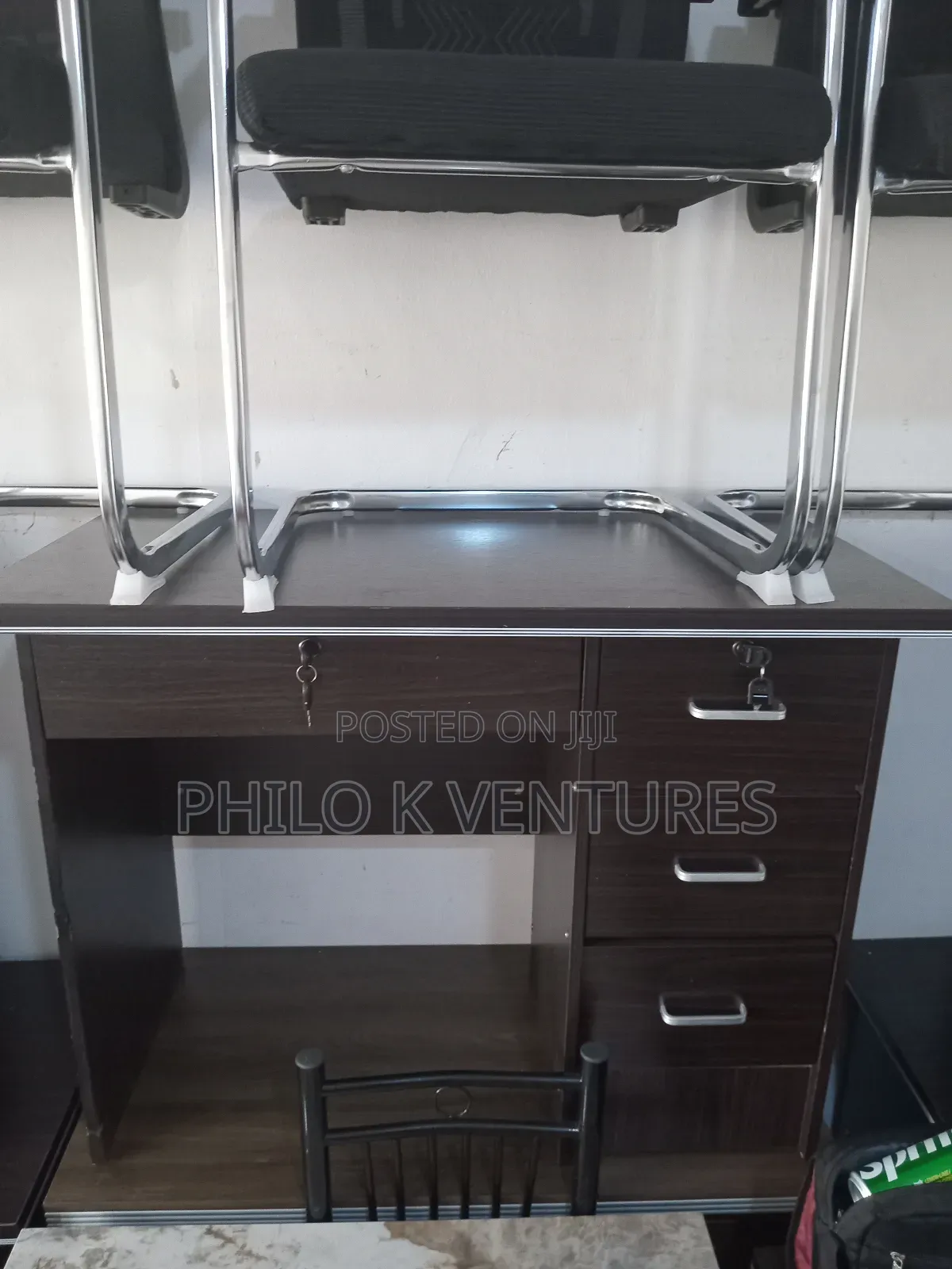Silver Handle Office Table