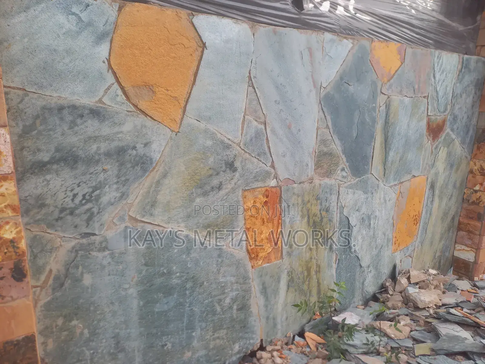 Blue Brown Local Stone Wall Cladding | Stone Laying
