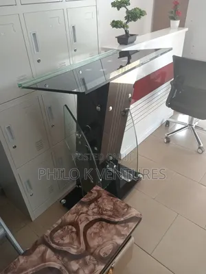 Side Design Durable Pulpit