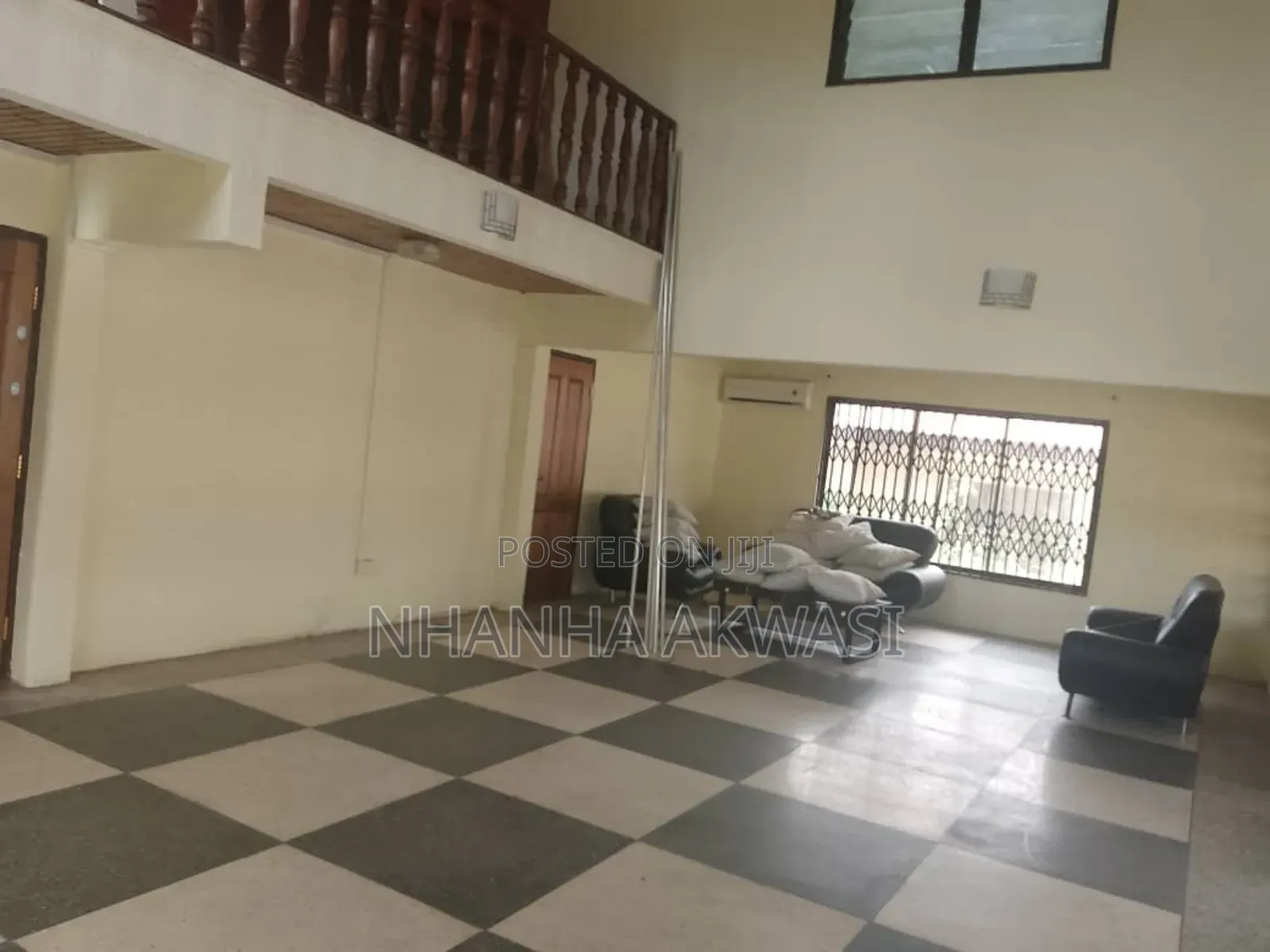 6bdrm House in Teme Community 6, Tema Metropolitan for rent