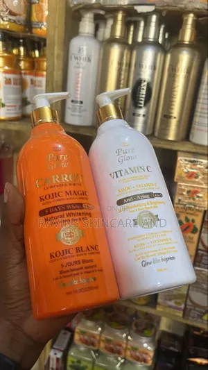 Photo - Pure Glow Carrot/Vitamin C Whitening Body Lotion