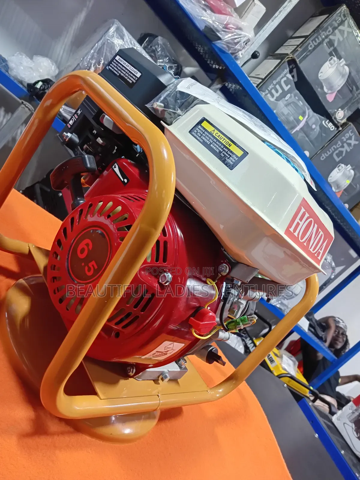 Honda Concrete Vibrator Gasoline Sleek Design