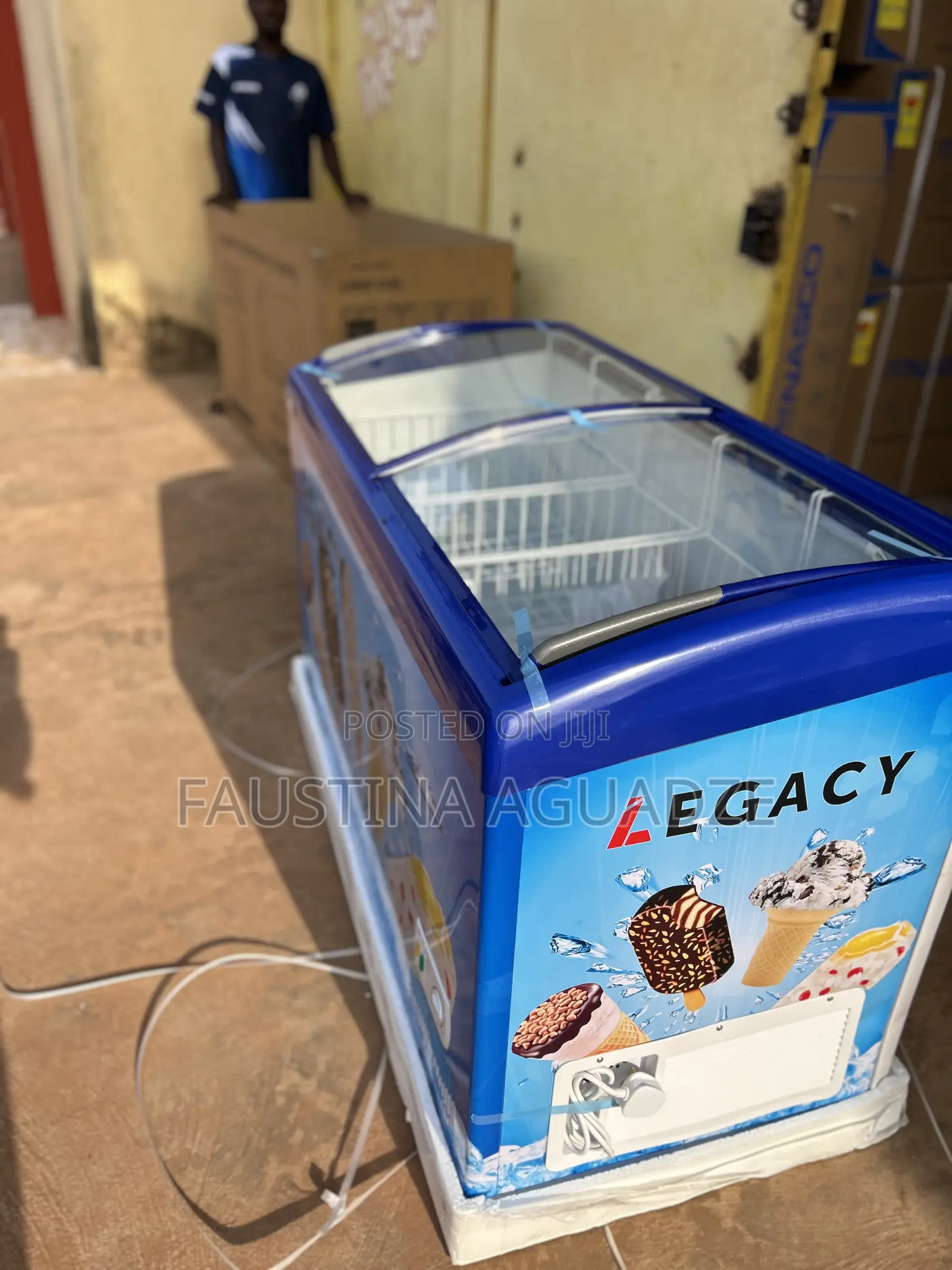 Legacy 258 Display / Iced Cream Freezer