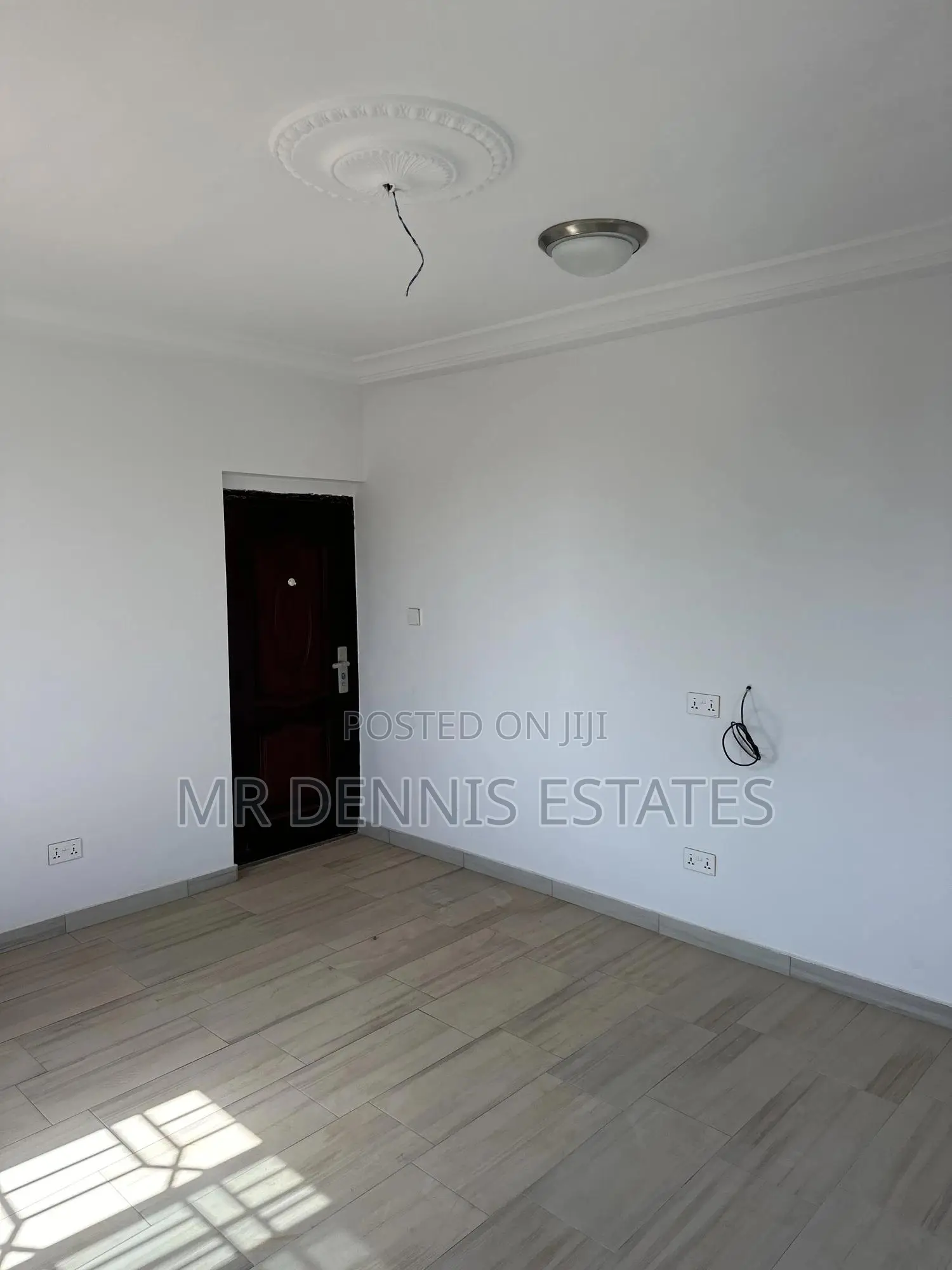 1bdrm Apartment in Westhills Mall for rent