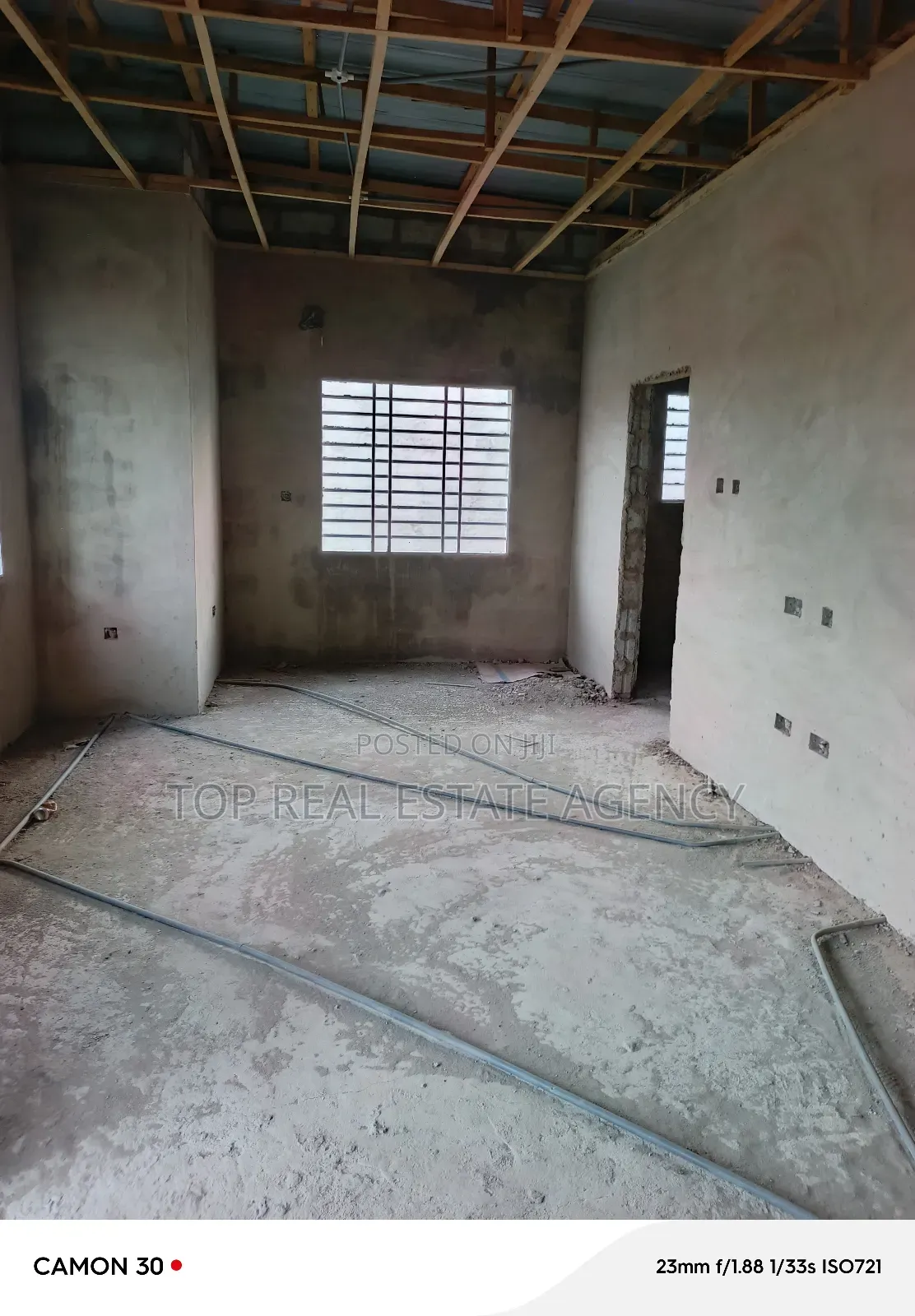 4bdrm Duplex in ,, Close To K. Boat, Dome for sale