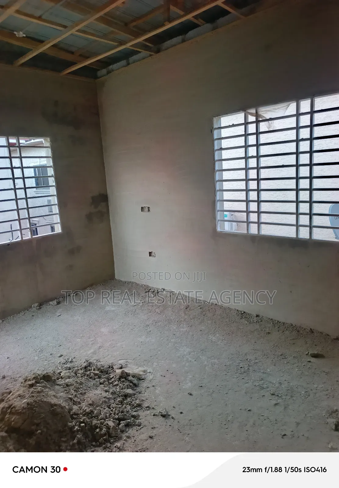 4bdrm Duplex in ,, Close To K. Boat, Dome for sale