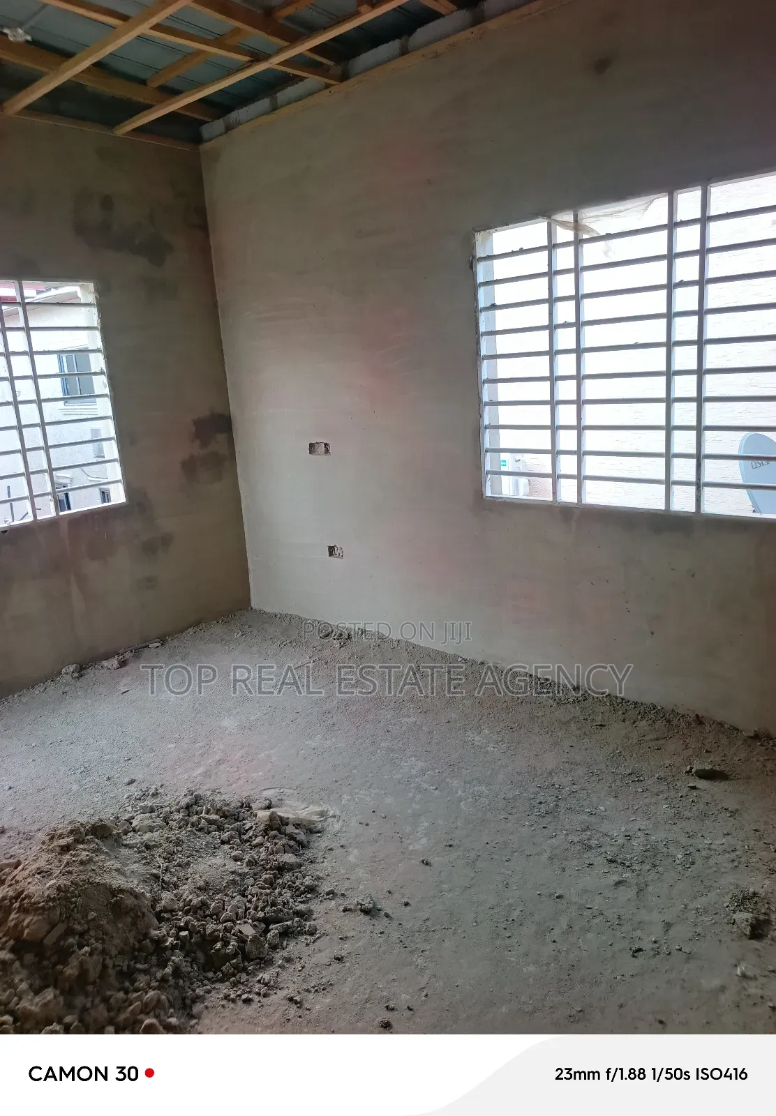4bdrm Duplex in ,, Close To K. Boat, Dome for sale