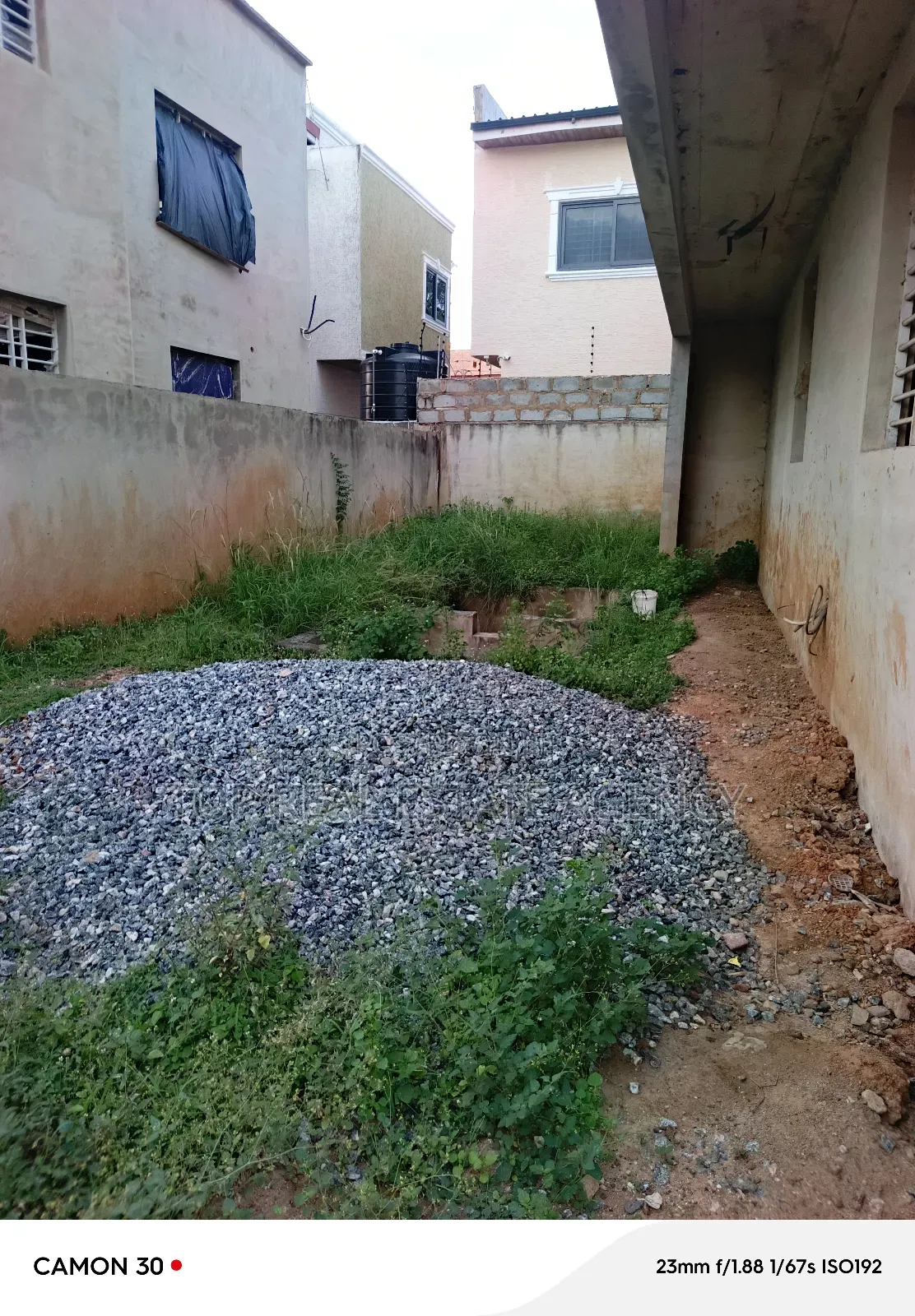 4bdrm Duplex in ,, Close To K. Boat, Dome for sale