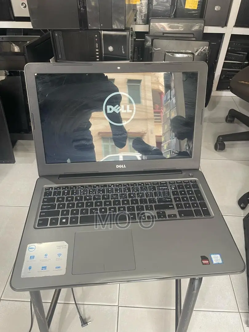 Laptop Dell Inspiron 15 8GB Intel Core I5 SSD 256GB