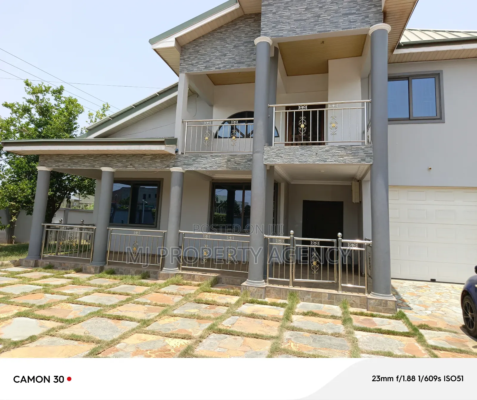 5bdrm House in Hfc Estate Phase One, Tema Metropolitan for sale