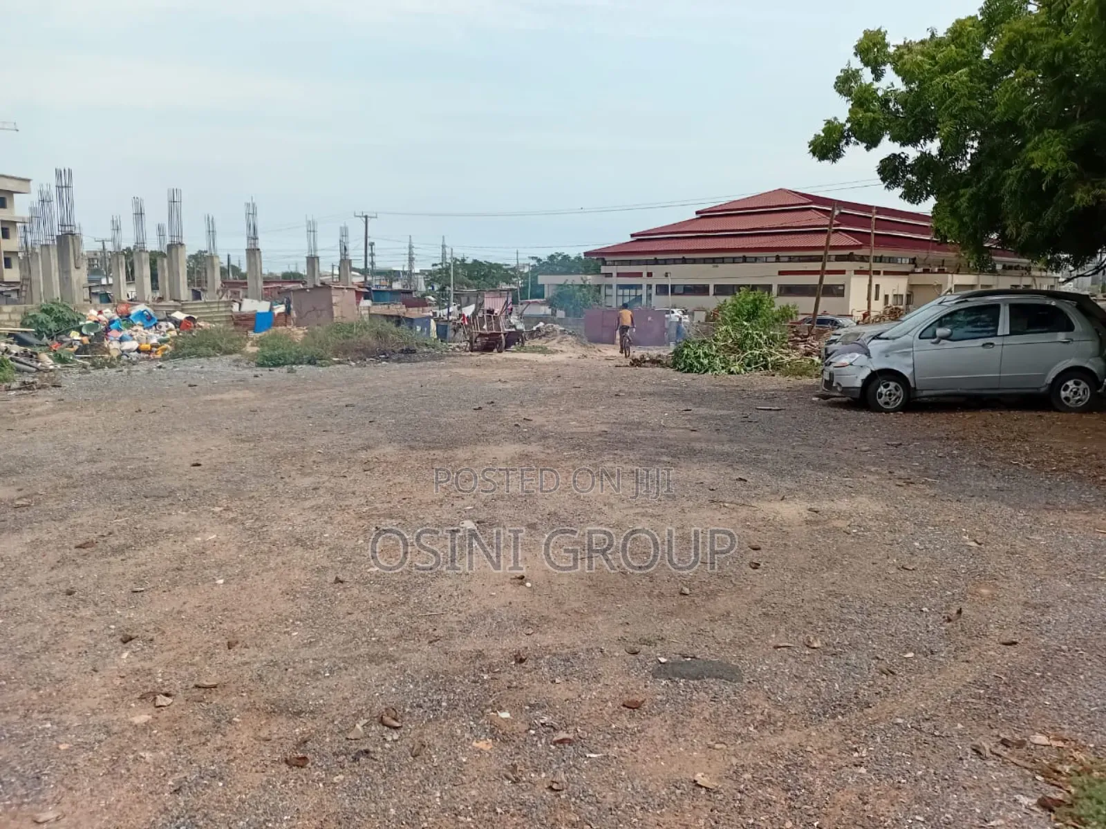 6 Plots of Land for Sale Opposite Signature Luxury Apartment