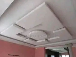 Skillful and Professional Painting Graphiato Skimming Pop