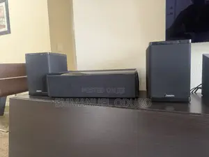 Definitive Technology Studiomonitor 350 (2) and Cs-8040hd Center