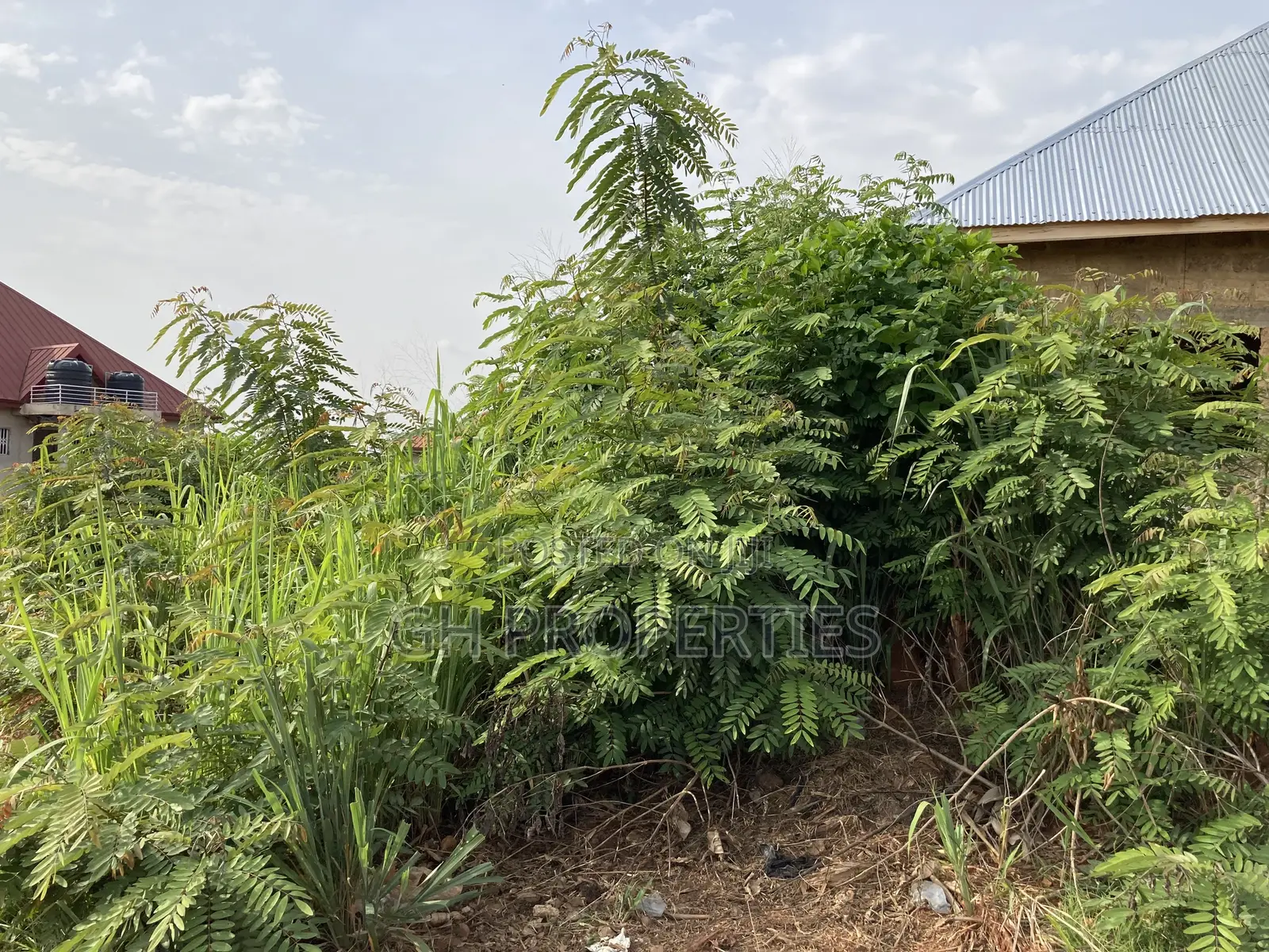 One Full Plot for Sale at Kwanwoma,Aboabo.