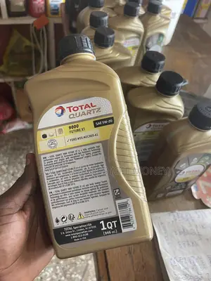 Total Quartz 900 Engine Oil