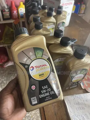 Total Quartz 900 Engine Oil