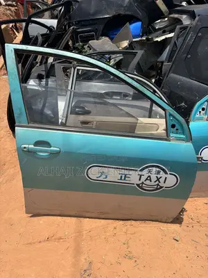 Corolla 2005 Doors Set