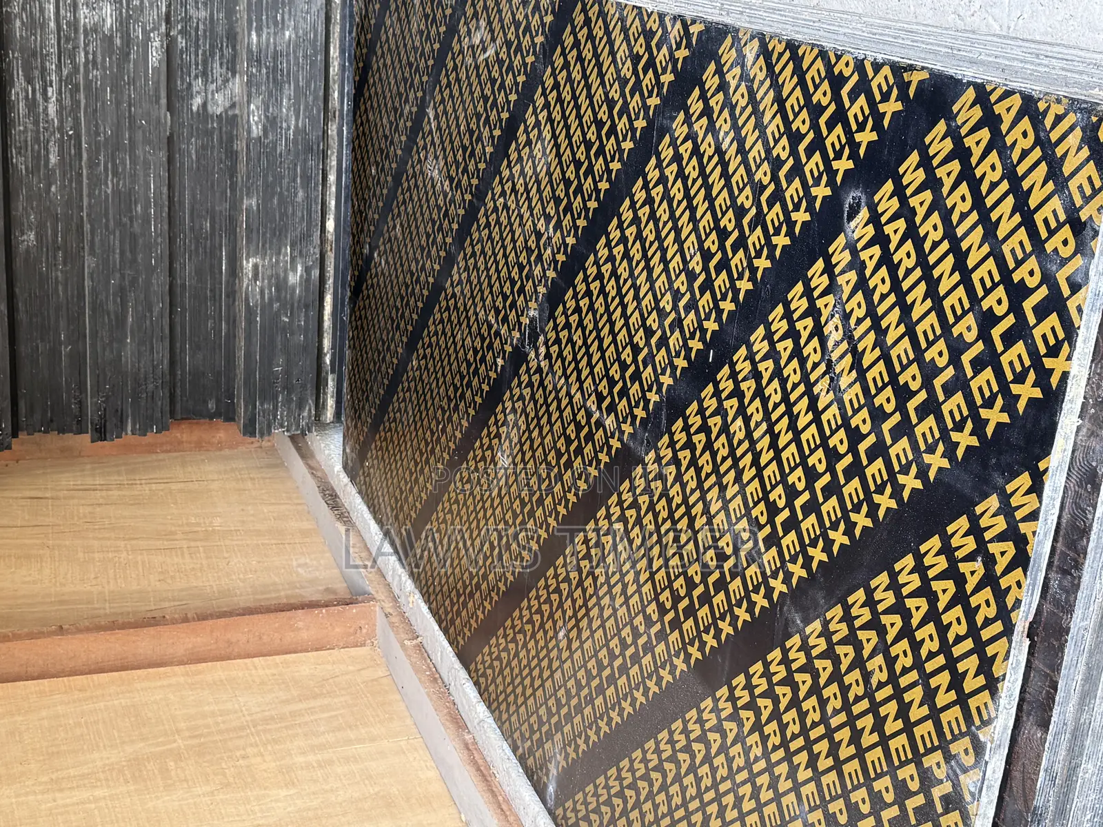 3 Star Marineplex Marine Plywood / Decking Board 18mm / Wood