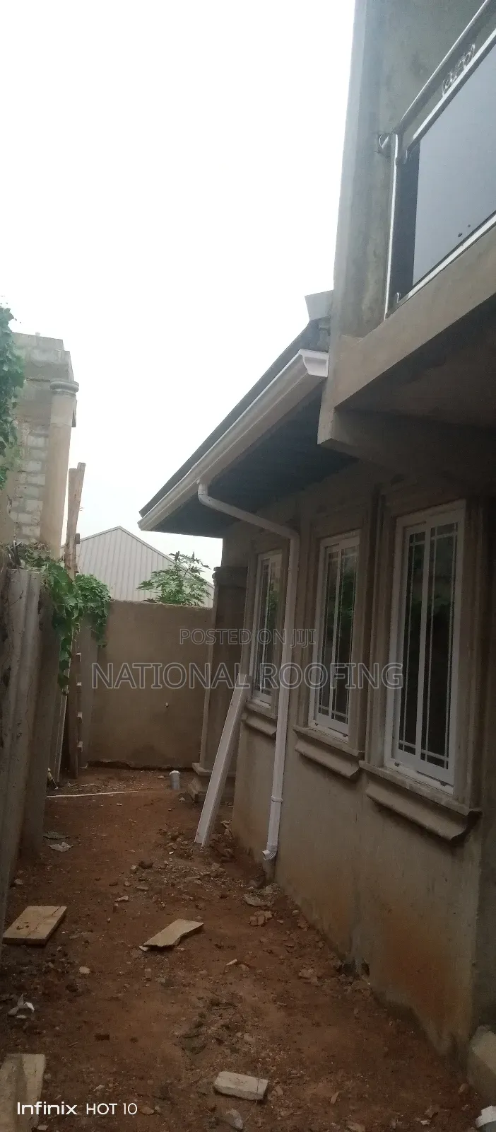 Rain Gutter Installation at Tema
