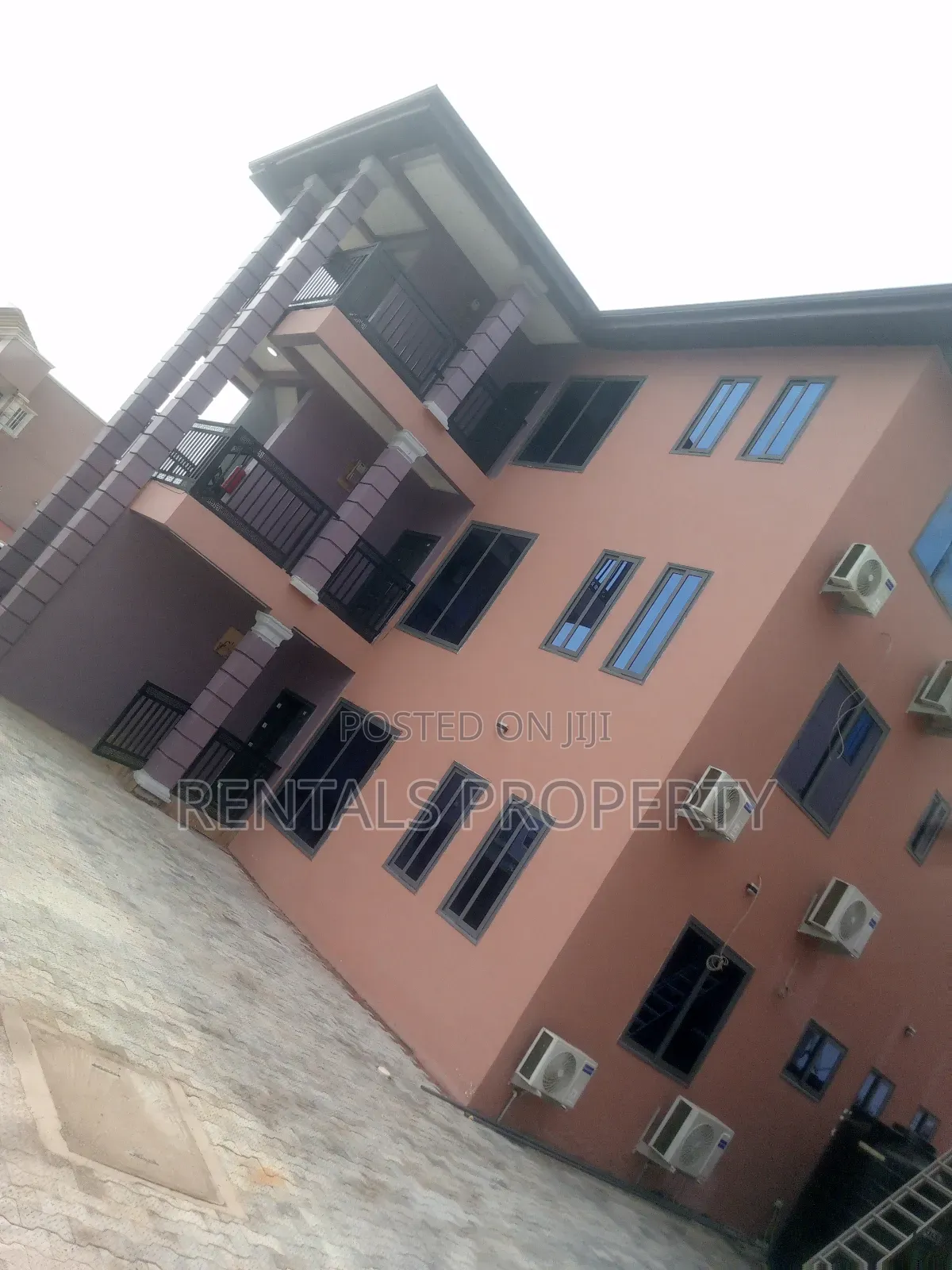 2bdrm Block of Flats in Lake Side Estate for rent