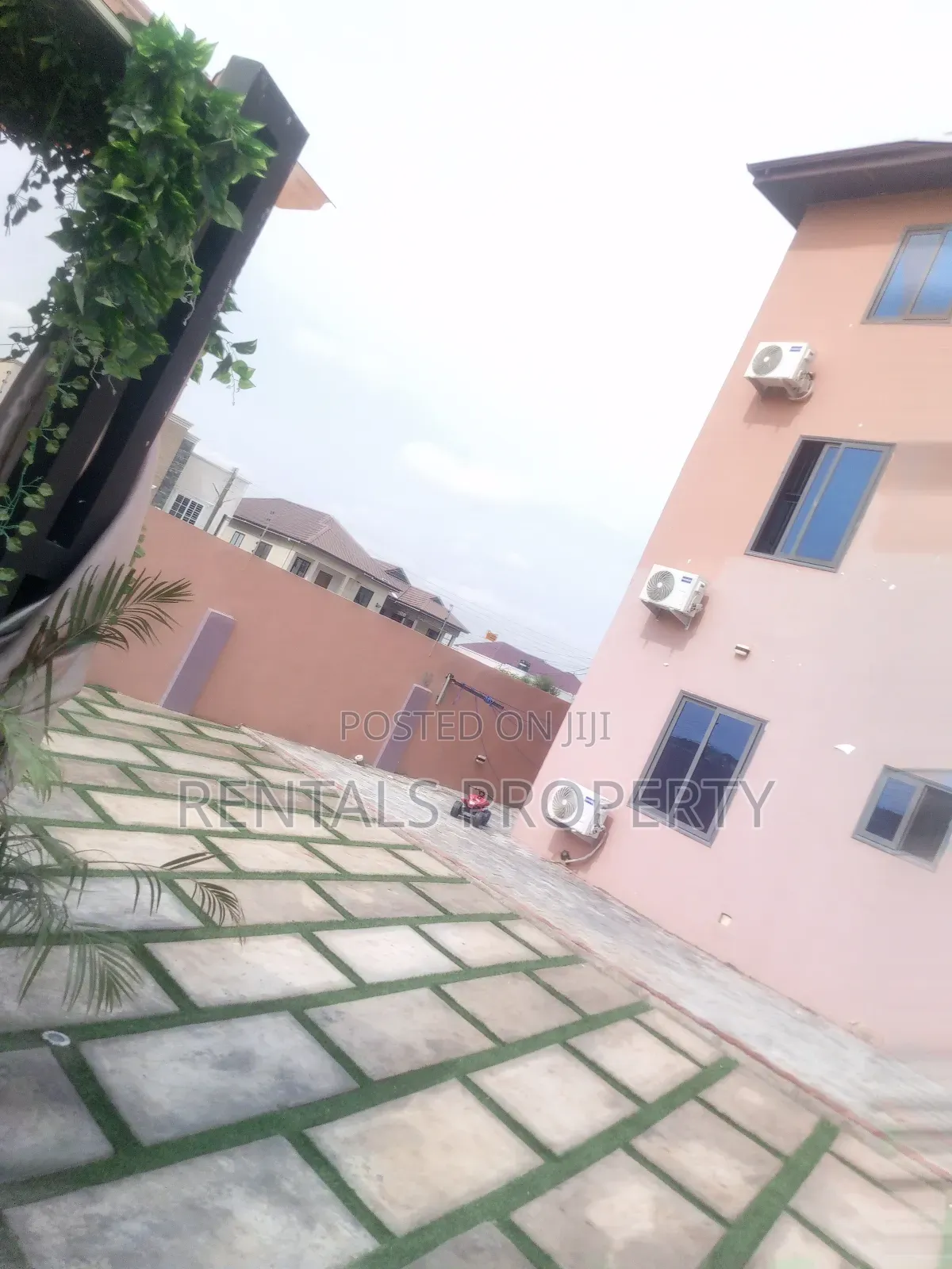 2bdrm Block of Flats in Lake Side Estate for rent