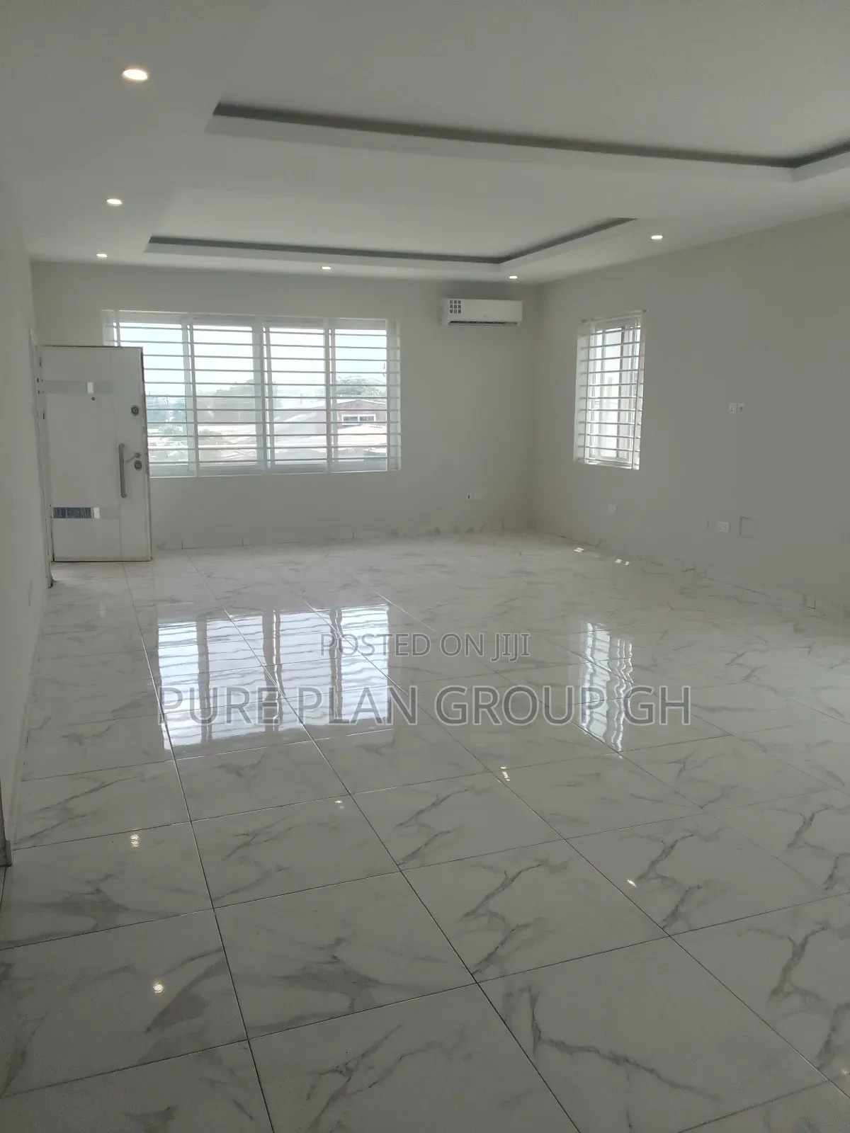 2bdrm Apartment in Abelemkpe, Lincoln School Area for rent