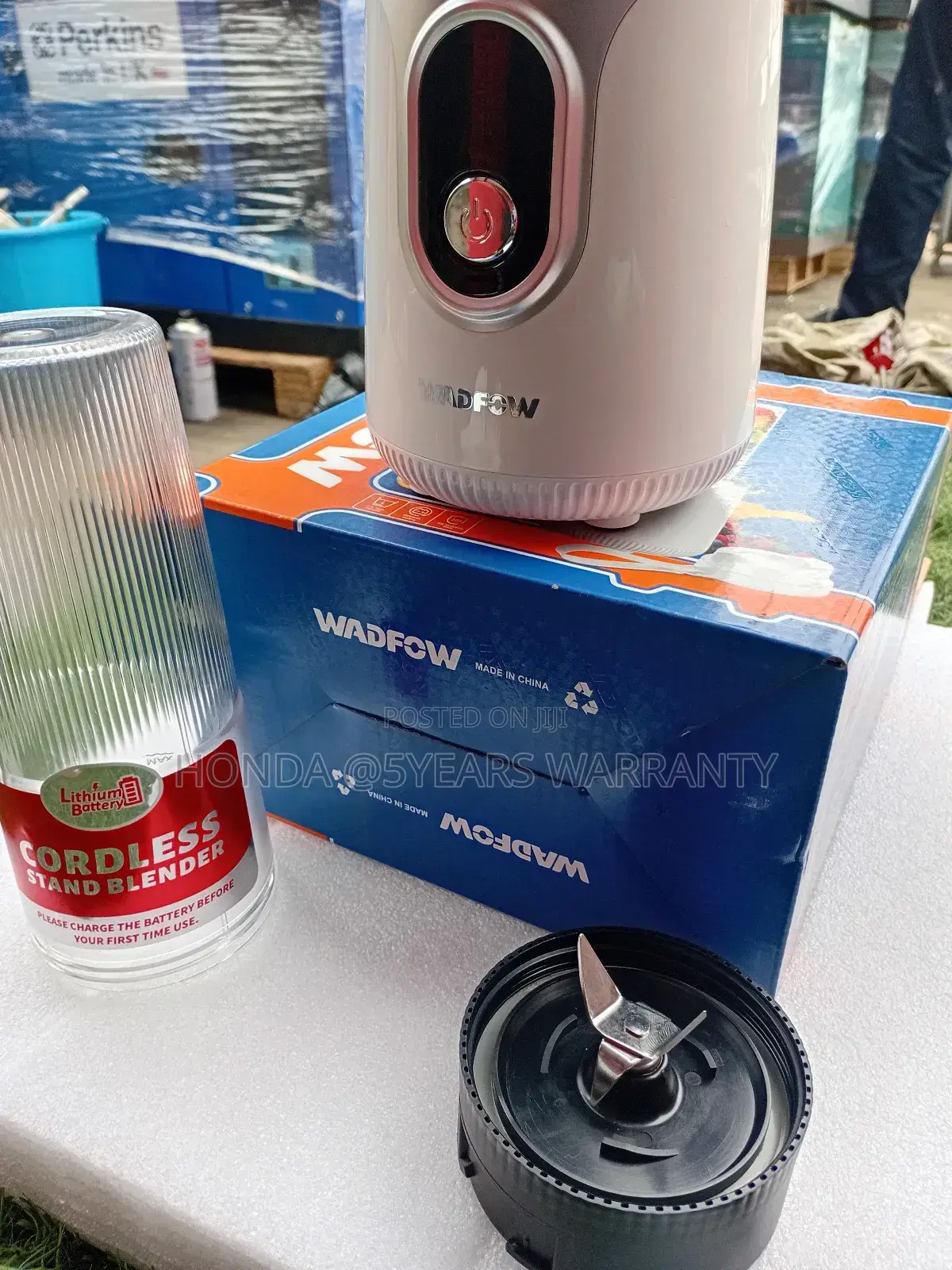 Ravishing Wadfow Stand Stainless Blender 500ml