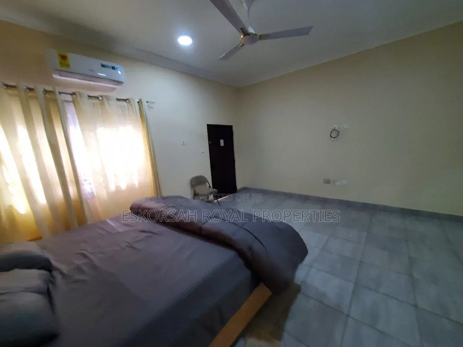Furnished 2bdrm Apartment in School Junction for rent