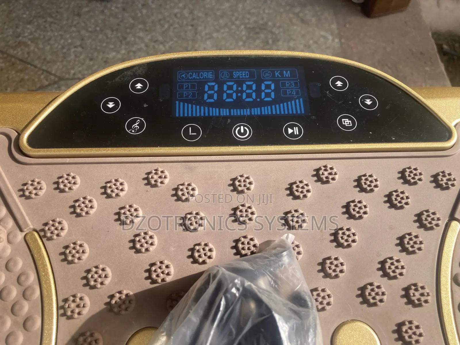 Full Body Vibration Plate