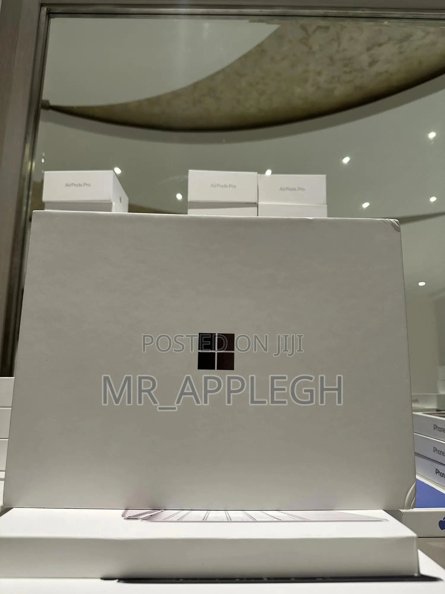 New Microsoft Surface Pro 11th Edition, a Copilot+ PC 16GB SSD 512GB