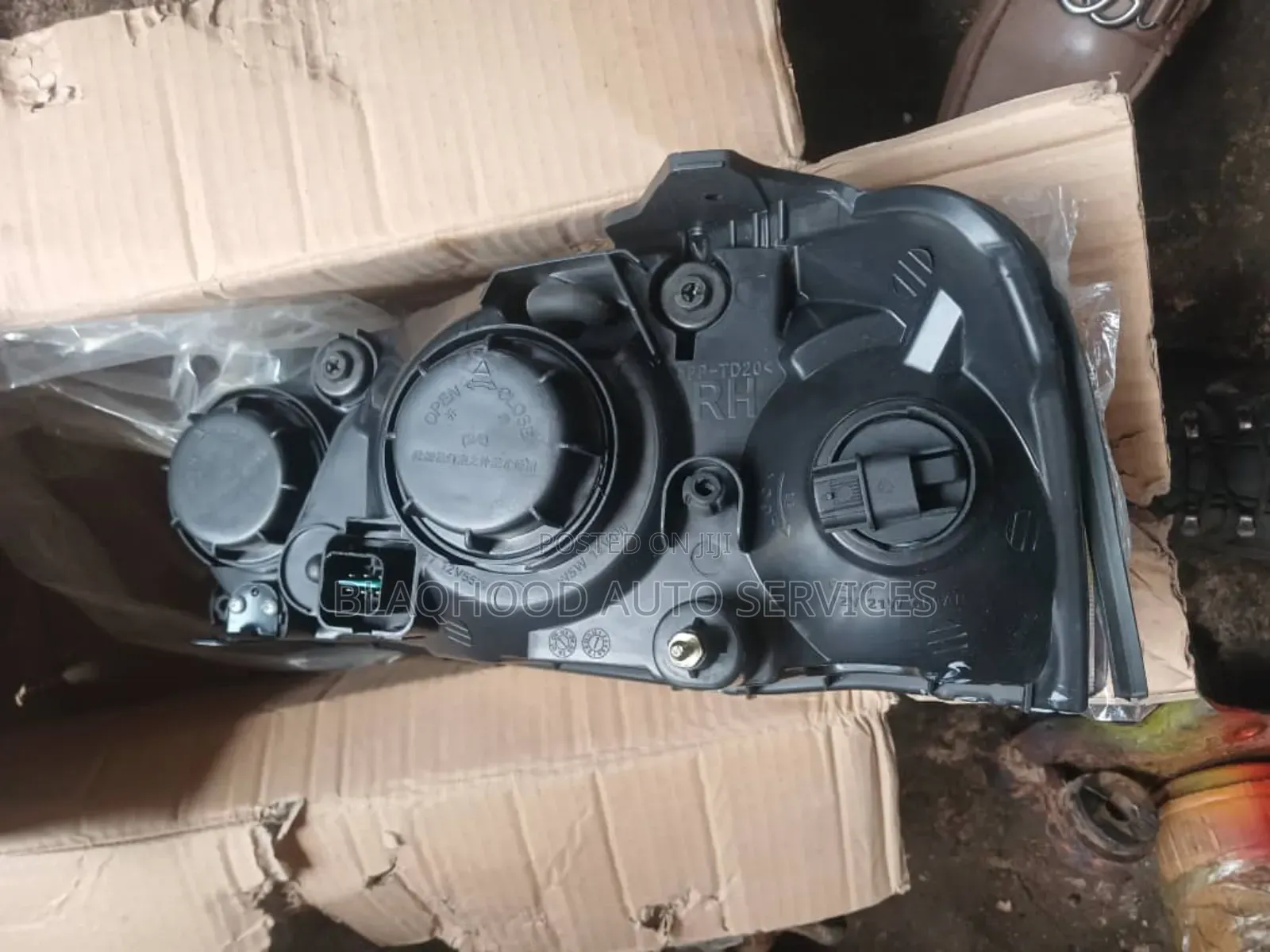 Hyundai Elantra 2004-06 Brand New Front Headlight Available