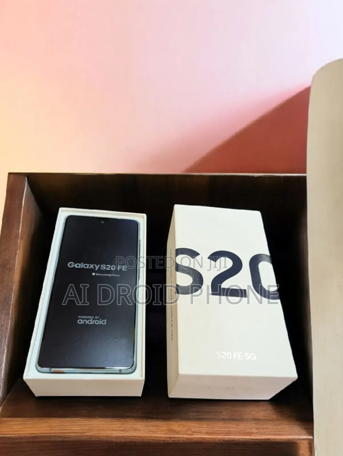 New Samsung Galaxy S20 FE 128 GB Gold