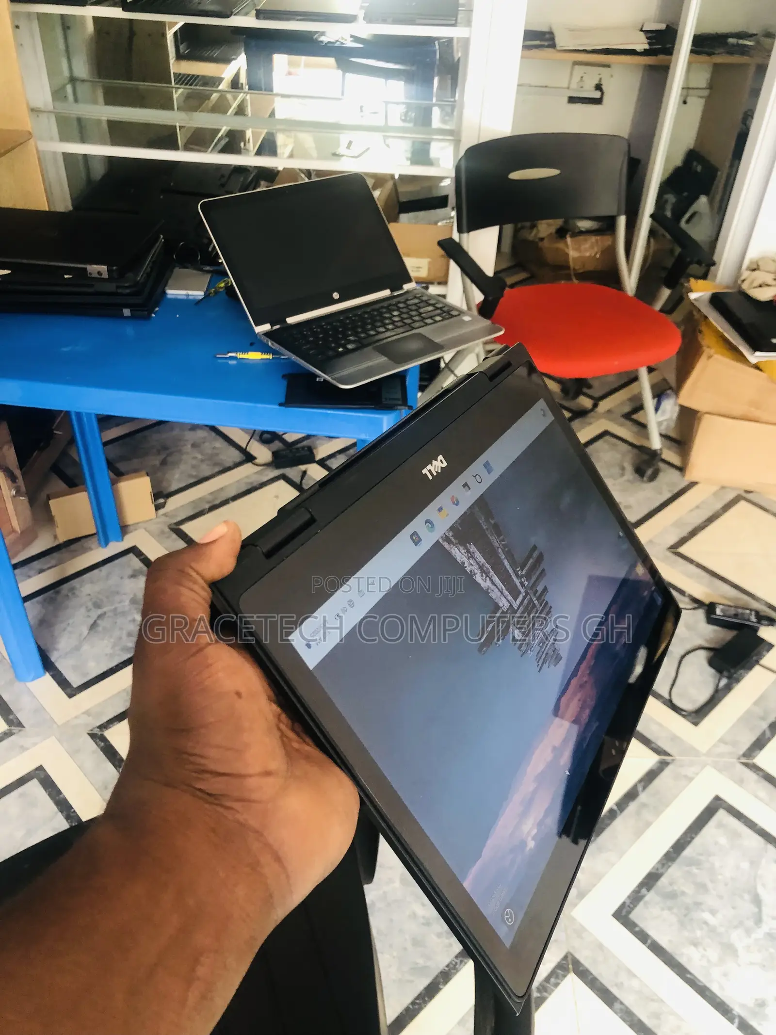 Laptop Dell Latitude 3390 8GB Intel Core I5 SSD 256GB